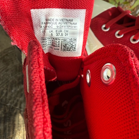 Red Chuck Taylor All Star Lift 3D Florals - Picture 7 of 9